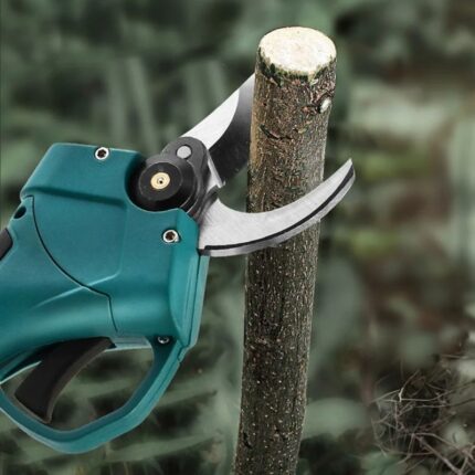 Aku makaze i testera sa 2 baterije